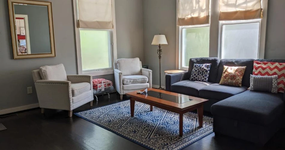 Paws and Relax: Pet-Friendly Hotels Near Duke University